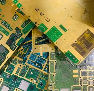 Платы от сотовых GSM станций Платы от сотовых GSM станций